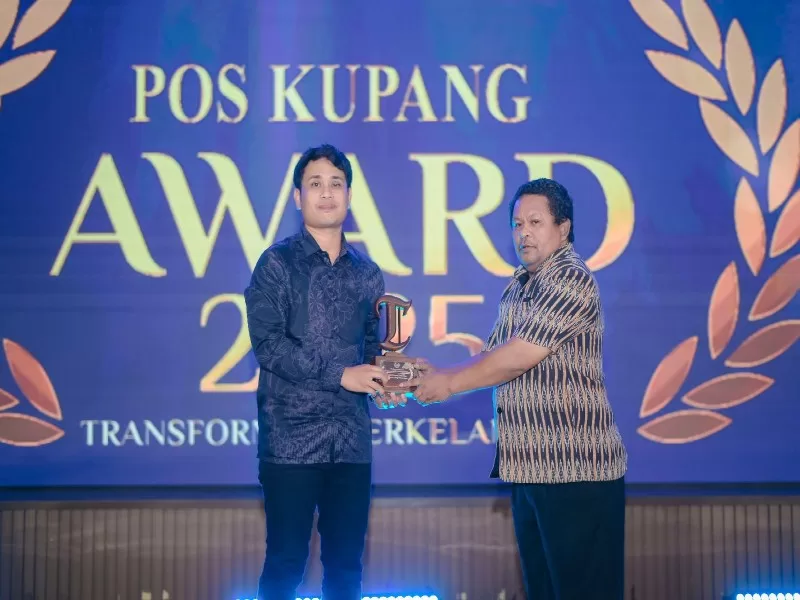 Dorong Transformasi Berkelanjutan di NTT, PLN UIP Nusra Raih Pos Kupang Award