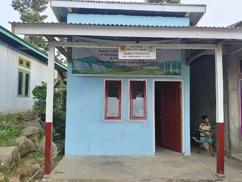 PLN Peduli PLN UIP Nusra Hadirkan Lokomotif Ekonomi Baru Desa Wewo