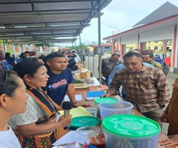 Bupati Manggarai Buka Festival Pangan Lokal — FEAST di Natas Labar