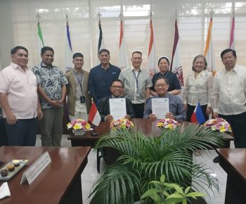 UNIKA St. Paulus Ruteng dan Adamson University Perkuat Kerja Sama Pendidikan Katolik Transformatif