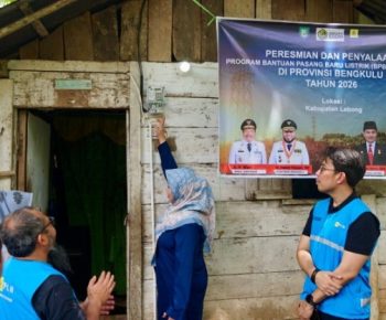 Kementerian ESDM dan PLN Wujudkan Penyambungan Listrik Gratis bagi 750 Warga Bengkulu