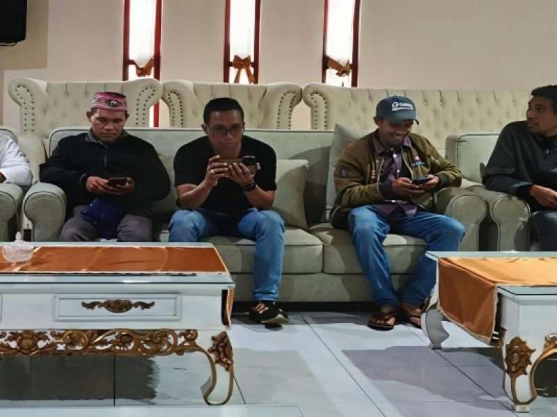 Menghapus Chat