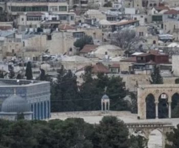 Warga Palestina DILARANG Israel Salat Idulfitri di Masjid Al-Aqsa