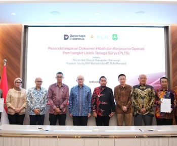 Danantara Indonesia Inisiasi Hibah PLTS Sumenep ke Pemda, PLN Siap Suplai Listrik Bersih Bagi 2.000 KK