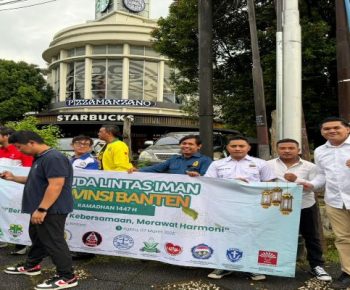 Pemuda Lintas Iman Provinsi Banten Berbagi Takjil dan Gelar Dialog Kebangsaan