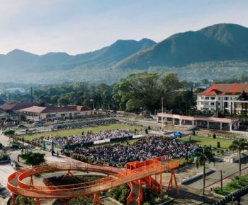 Ribuan Umat Muslim di Ruteng Laksanakan Shalat Idulfitri 1447 H di Natas Labar