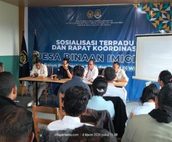Pencegahan TPPO, Ditjen Imigrasi Labuan Bajo Gandeng Kementrian HAM Sosialisasi dengan Desa Binaan di Manggarai