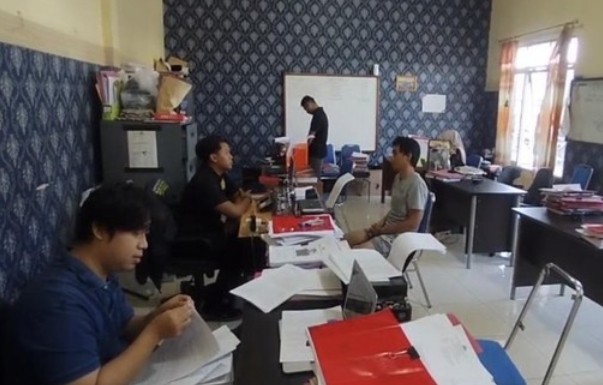 Gelapkan Uang Mertua Rp4,7 Miliar untuk Selingkuh ke Bali