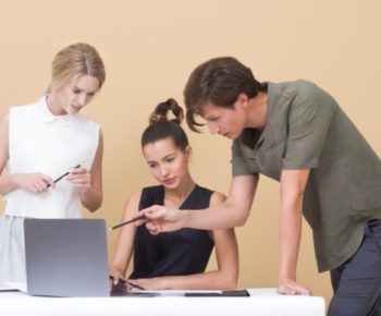 Gambar Pertama yang Dilihat Ungkap Kamu Pekerja Keras atau Sering Kewalahan Bekerja