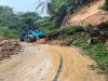 Dinas PUPR dan BPBD Kabupaten Manggarai Tangani Longsor di Jalur Ruteng–Iteng
