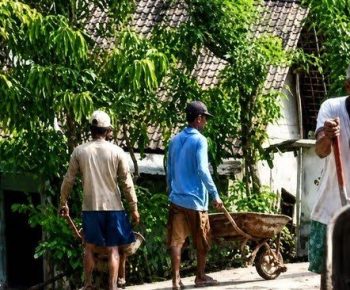 Pasangan Selingkuh di Gunungkidul Kena Sanksi Bangun Jalan RT