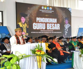 Gubernur NTT Hadiri Pengukuhan Dua Guru Besar Unika Santu Paulus Ruteng
