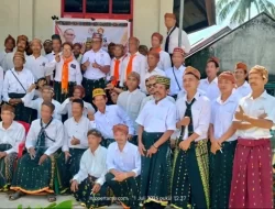 Didampingi Remi Nalas, Boni Burhanus Sapa Warga Ringkas Cibal Ambil Bagian dalam Ritus Cepa