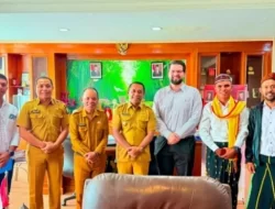 Apresiasi Program BRIDGE School Indonesia-Australia, Bupati Hery Dorong Guru SMPN 6 Langke Rembong Berbagi Praktik Baik