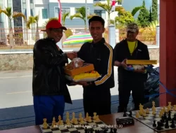 Fendy Jemali Juara Turnamen Catur Cepat Meriahkan HUT Ke-81 RI Kabupaten Manggarai