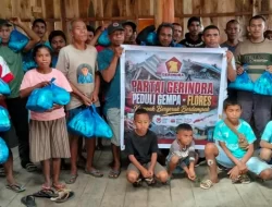 Partai Gerindra Salurkan 500 Paket Bantuan di Manggarai, Ajak Warga ‘Baku Peduli’