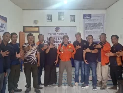 Gratis dan Langsung Terasa Manfaatnya, Layanan Terapi NasDem Dipadati Warga Ruteng