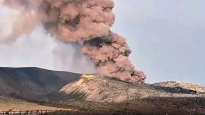 Waspada Debu Vulkanik Anak Krakatau