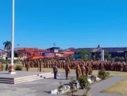 Akhiri Pengabdian 40 Tahun Lebih, Lambertus Paput Pimpin Apel Terakhir sebagai Plt. Sekda Manggarai