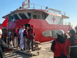 Misi Kemanusiaan Pasca-Gempa Flores, Rumah Sakit Apung Laksamana Malahayati Tiba di Manggarai