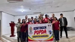 Lepas Kontingen POPDA 2026, Pj Sekda Manggarai Tekankan Disiplin dan Sportivitas